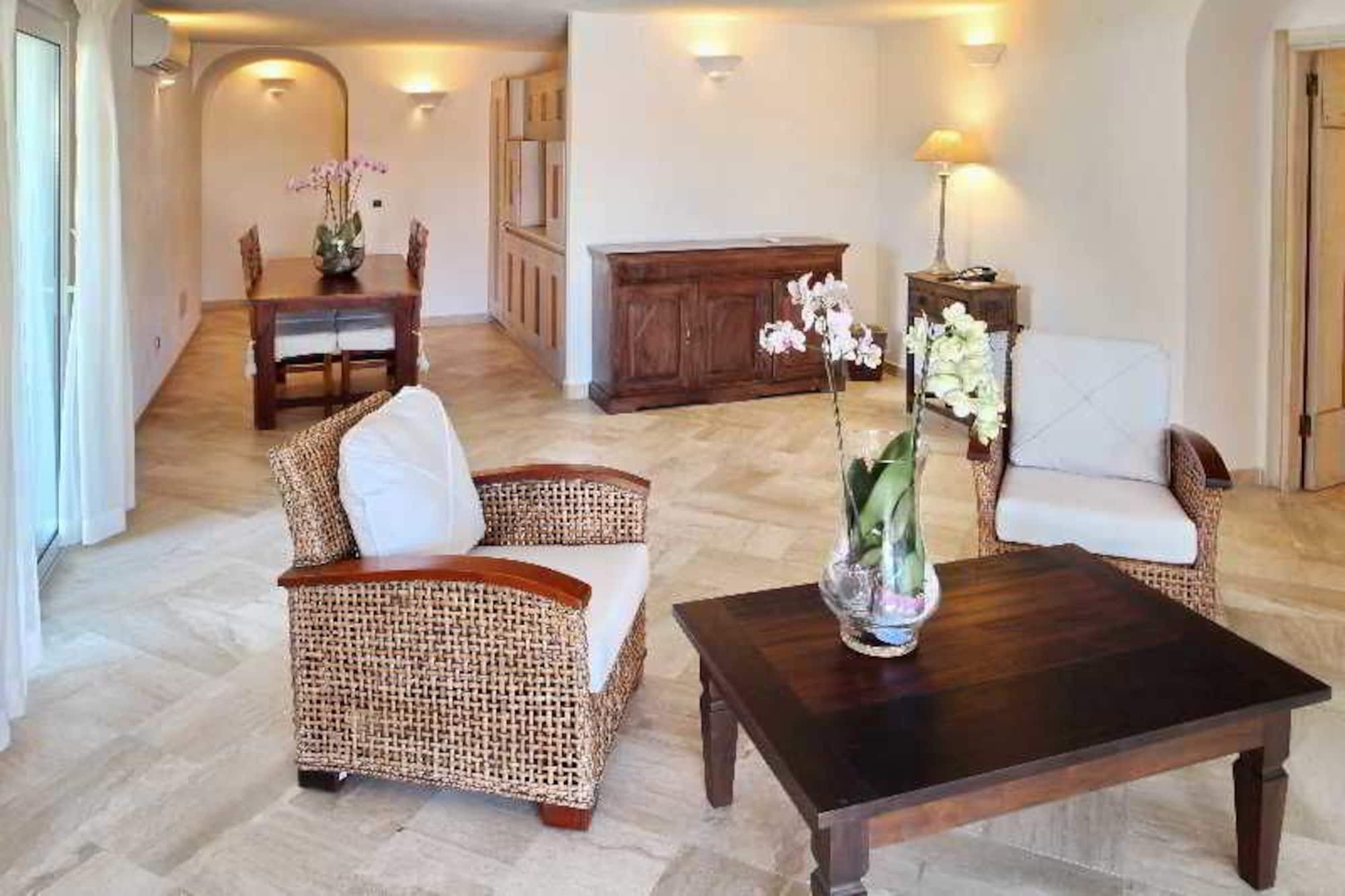 Residence Living Poltu Quatu 아르자케나 외부 사진